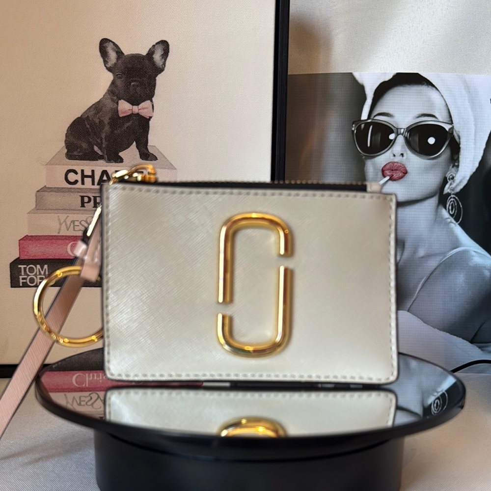 Marc Jacobs Cream Gold Card Holder with Sleek Design